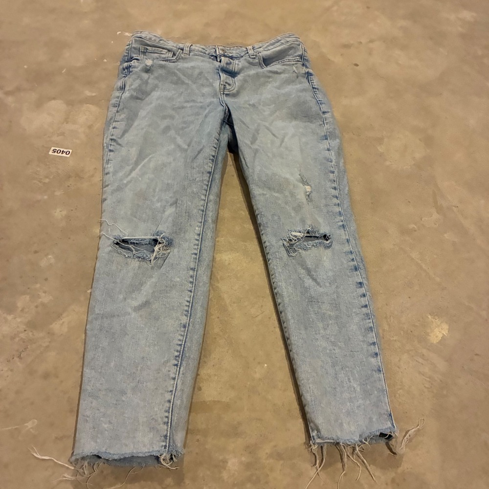 Old Navy Womens O.G. Straight High Rise Light Wash Distressed Jeans Size 14
